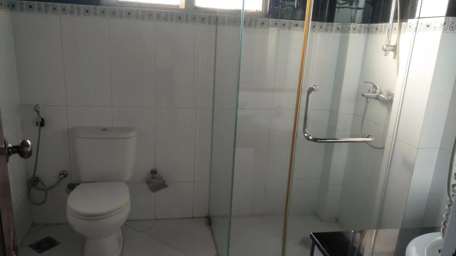 Hotel Dream Paradise Ja-Ela 3*,